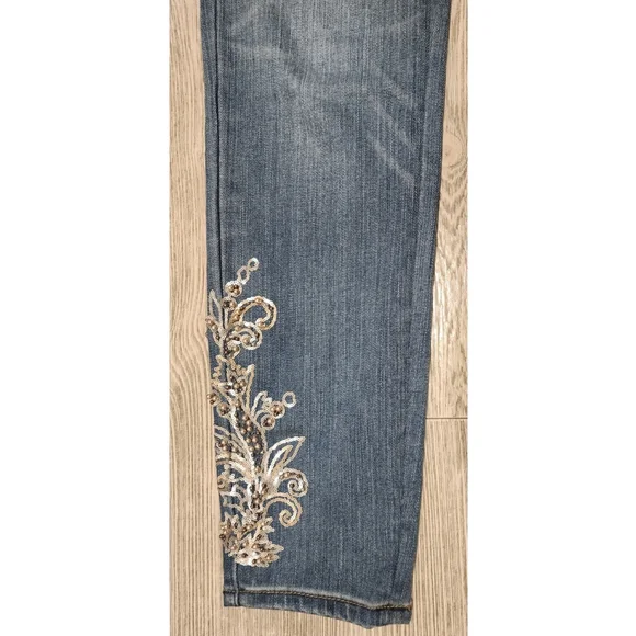 White House Black Market Jean's - Picture 5 of 10